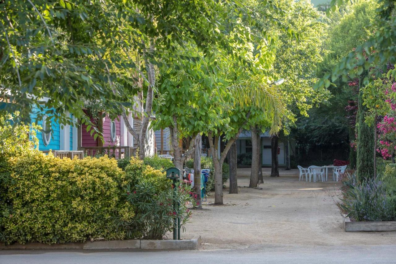 Camping Senia Caballo De Mar Пинеда-де-Мар Экстерьер фото