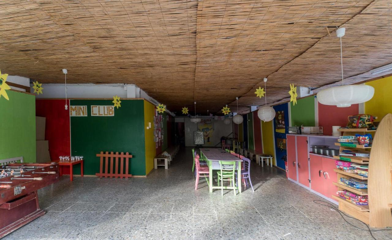 Camping Senia Caballo De Mar Пинеда-де-Мар Экстерьер фото